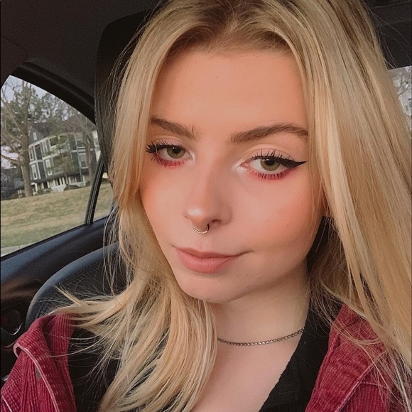 Meet your Posher, Sydney - Picture 4 of 4